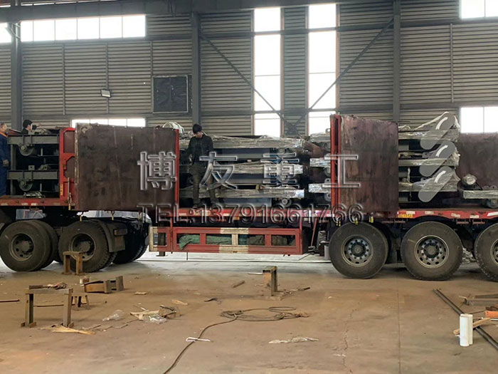 發(fā)往山西晉南鋼鐵公司電磁永磁除鐵器 發(fā)往山西晉南鋼鐵公司電磁永磁除鐵器